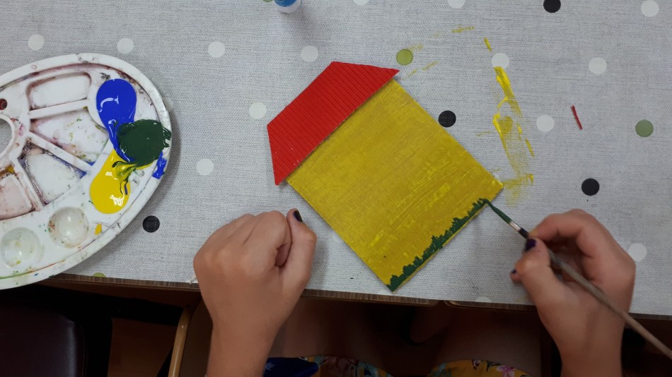 1 - Likovna razgraonica - Kućice od kartona