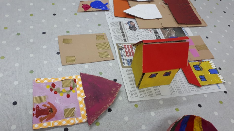 5 - Likovna razgraonica - Kućice od kartona