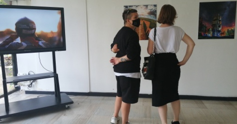 3 - Exhibition "Blue Train" dedicated to monuments of Second World War