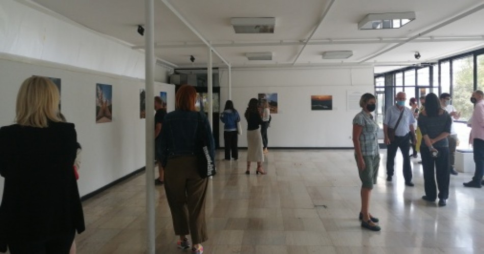 4 - Exhibition "Blue Train" dedicated to monuments of Second World War