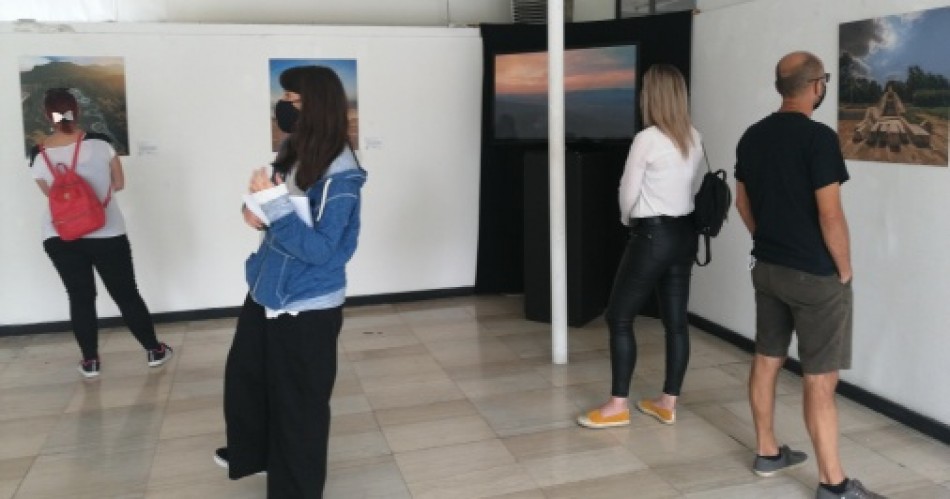 6 - Exhibition "Blue Train" dedicated to monuments of Second World War