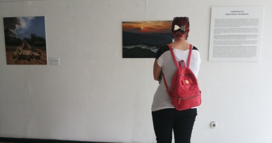 7 - Exhibition "Blue Train" dedicated to monuments of Second World War