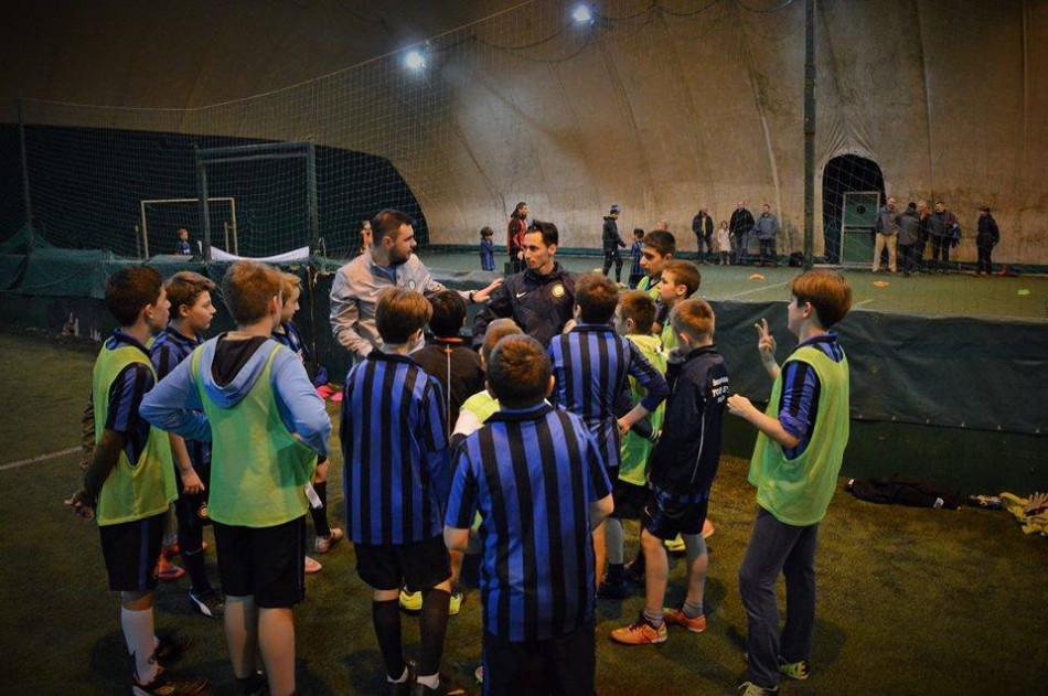 29 - INTER CAMPUS - a small school of recreational football