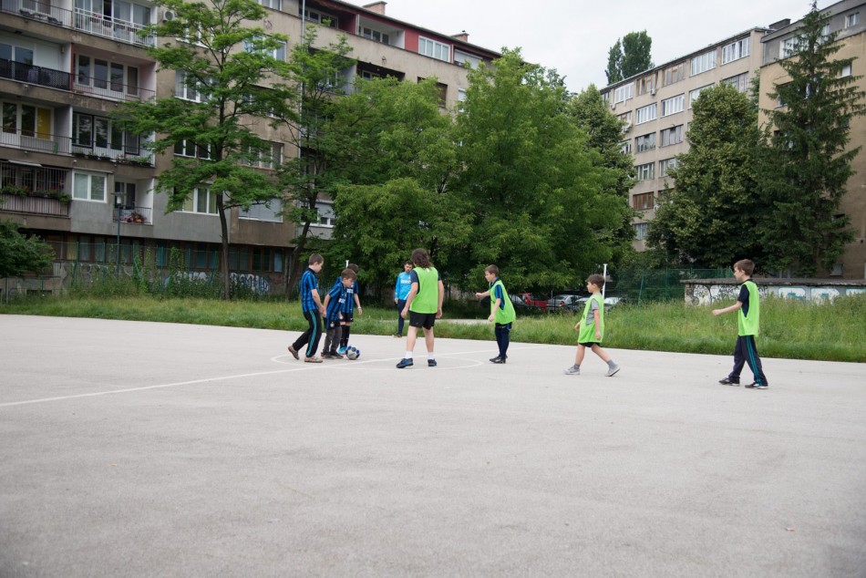 34 - INTER CAMPUS - a small school of recreational football