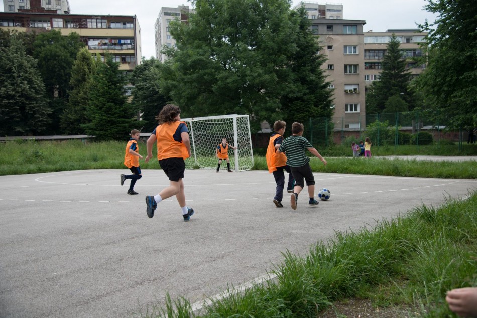 38 - INTER CAMPUS - a small school of recreational football