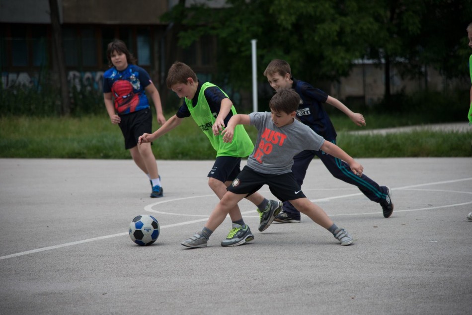 43 - INTER CAMPUS - a small school of recreational football