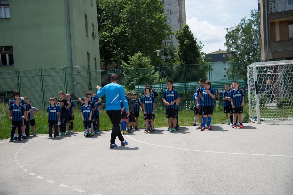 41 - INTER CAMPUS - a small school of recreational football