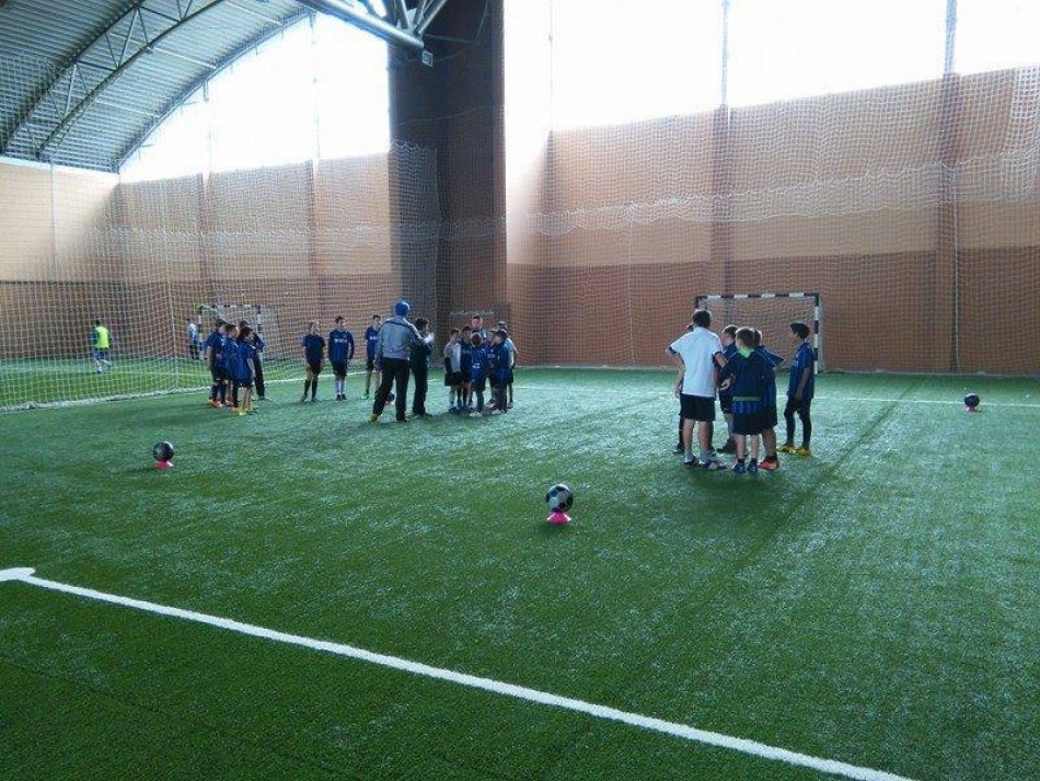 20 - INTER CAMPUS - a small school of recreational football